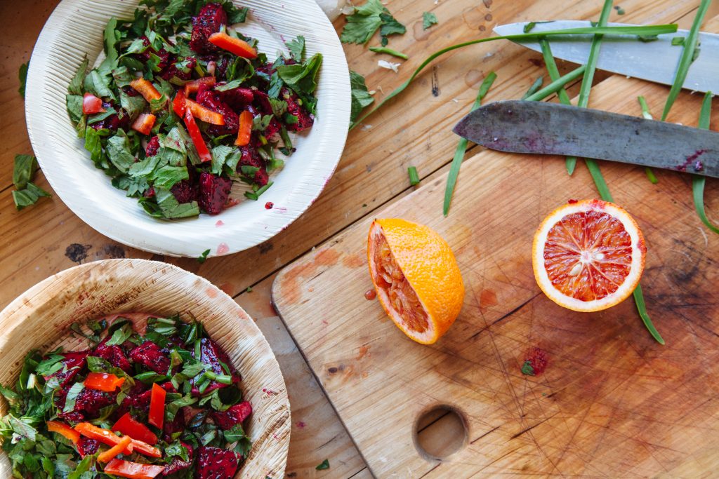 Renske Cramer Creatief foto van gezonde salades bij artikel over gezond eten en 5 jaar Voedselzandloper