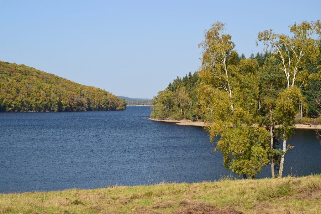 Renske Cramer Creatief foto van een meer in de Limousin (Frankrijk)