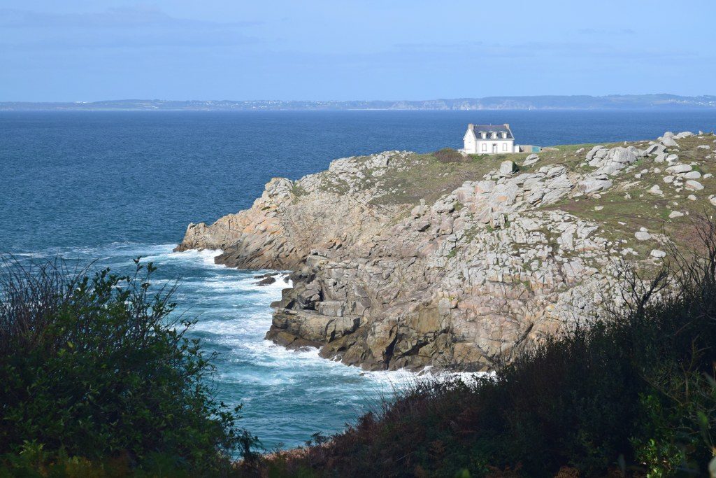 Renske Cramer Creatief foto van de rotsige kust van Bretagne (Frankrijk)