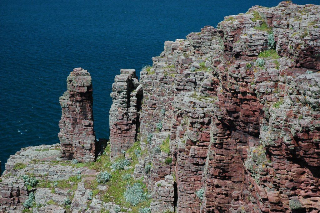 Renske Cramer Creatief foto van de rotsige kust van Bretagne (Frankrijk)